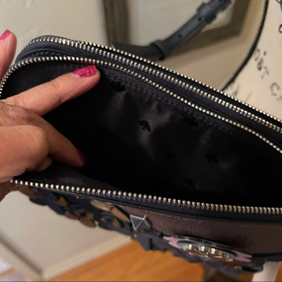 ๐8XHP๐ BNWT Kate Spade Double Zip Crossbody - Picture 7 of 12